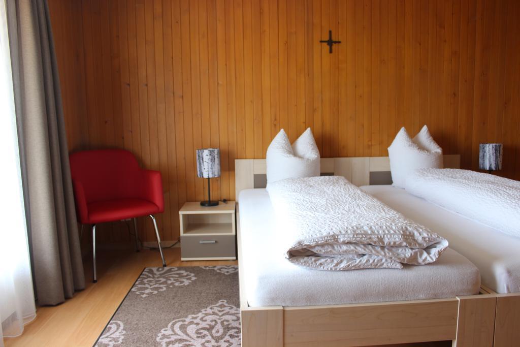 Landgasthof Grossteil सराय