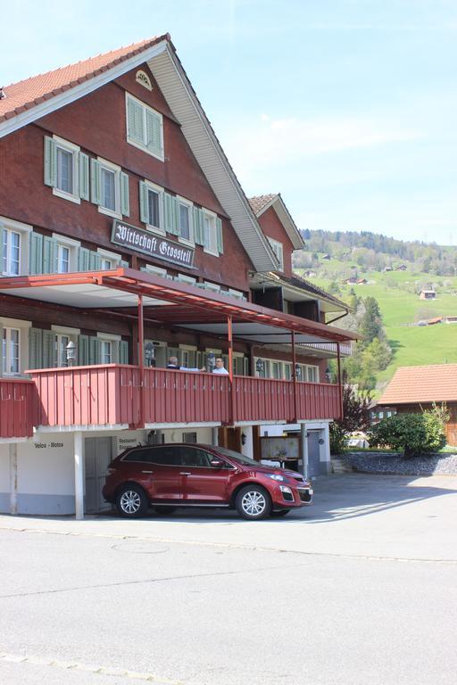 सराय Landgasthof Grossteil *